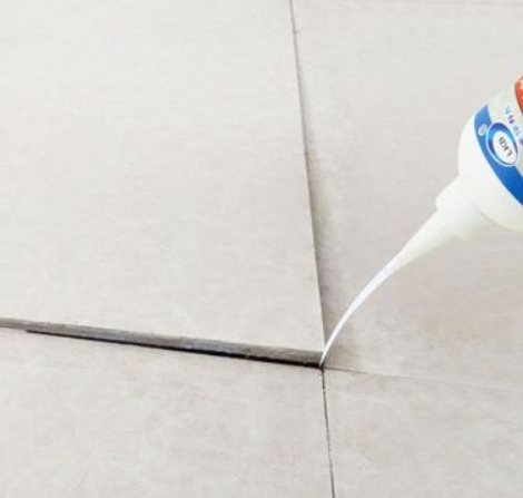 德钦瓷砖空鼓维修公司分享卫生间瓷砖脱落的原因可能有以下几点